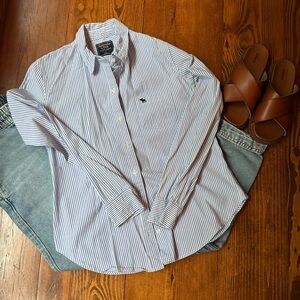 Abercrombie & Fitch Blue and White Casual Button Down Shirt